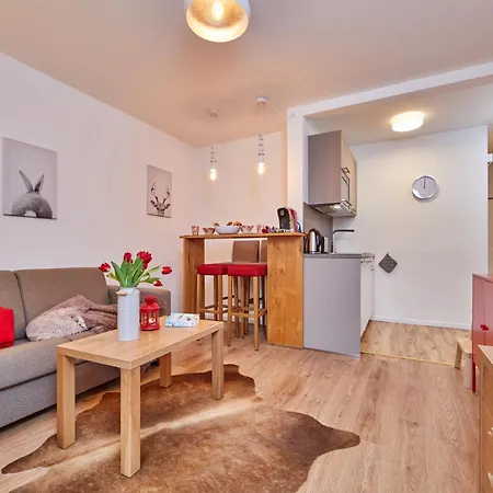 Kramer Apartment